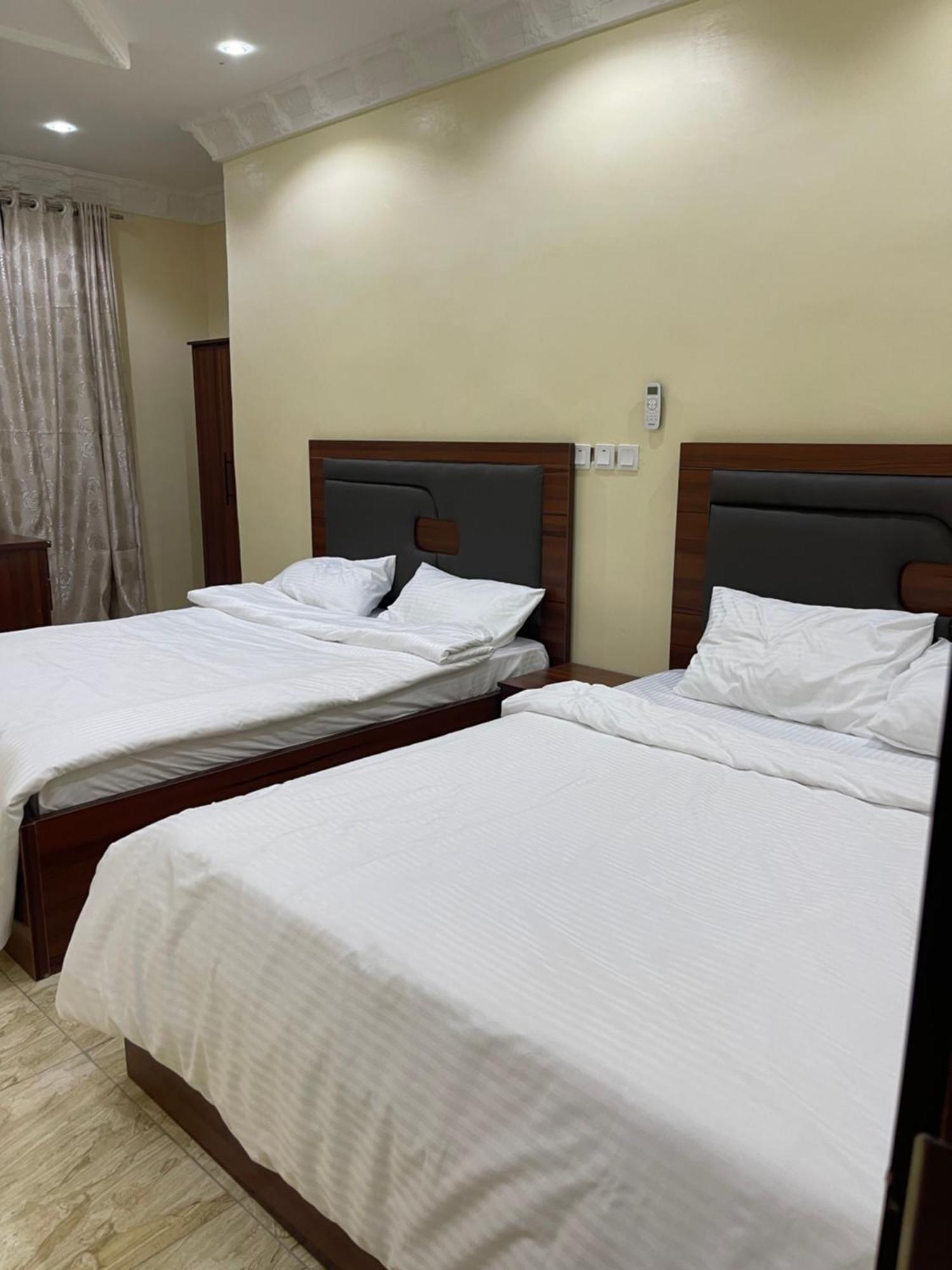 Pilgrim Place Hotel Rubuchi Exterior photo